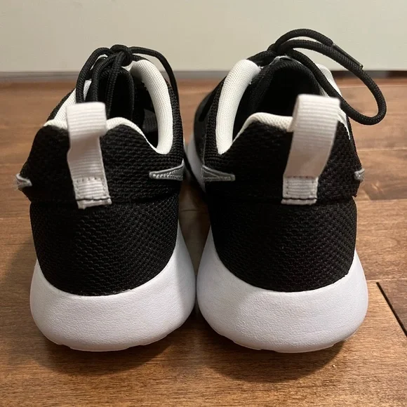 NIKE ROSHE - Picture 4 of 8